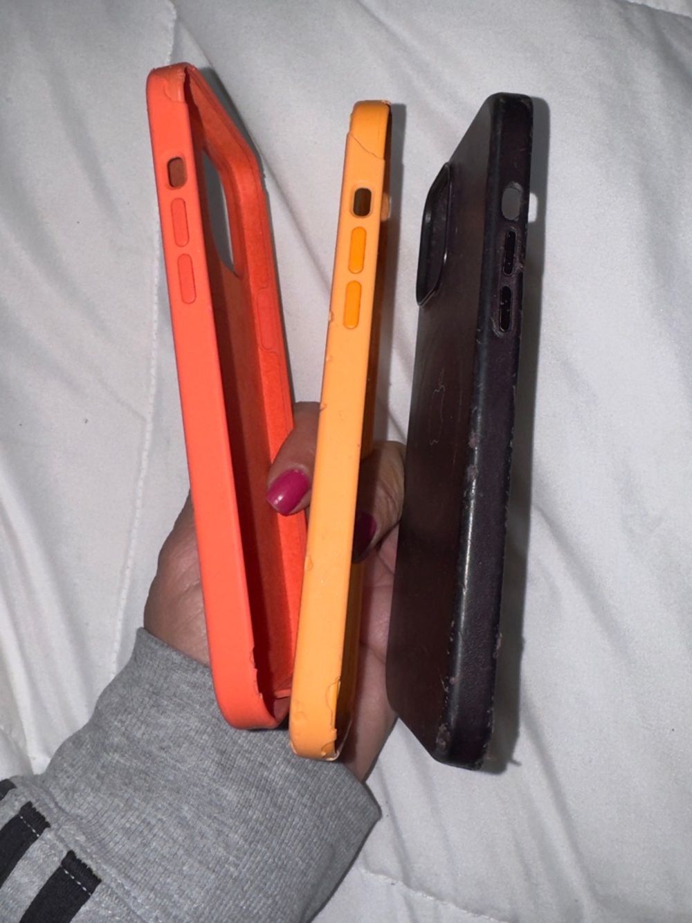 Authentic Apple iPhone 13 Pro Max cases (bundle) - Picture 3 of 13